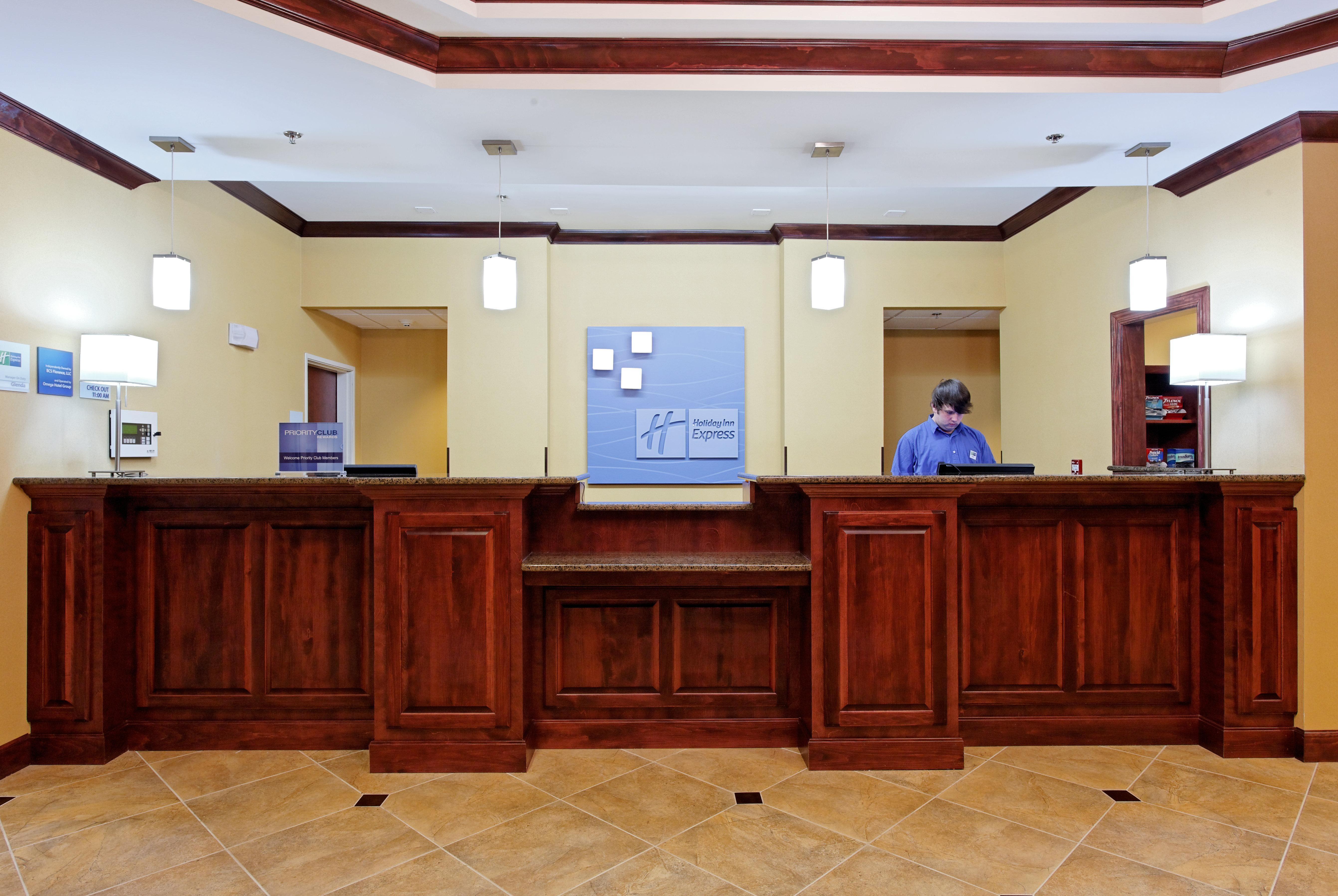 Holiday Inn Express Florence Northeast By Ihg Екстериор снимка