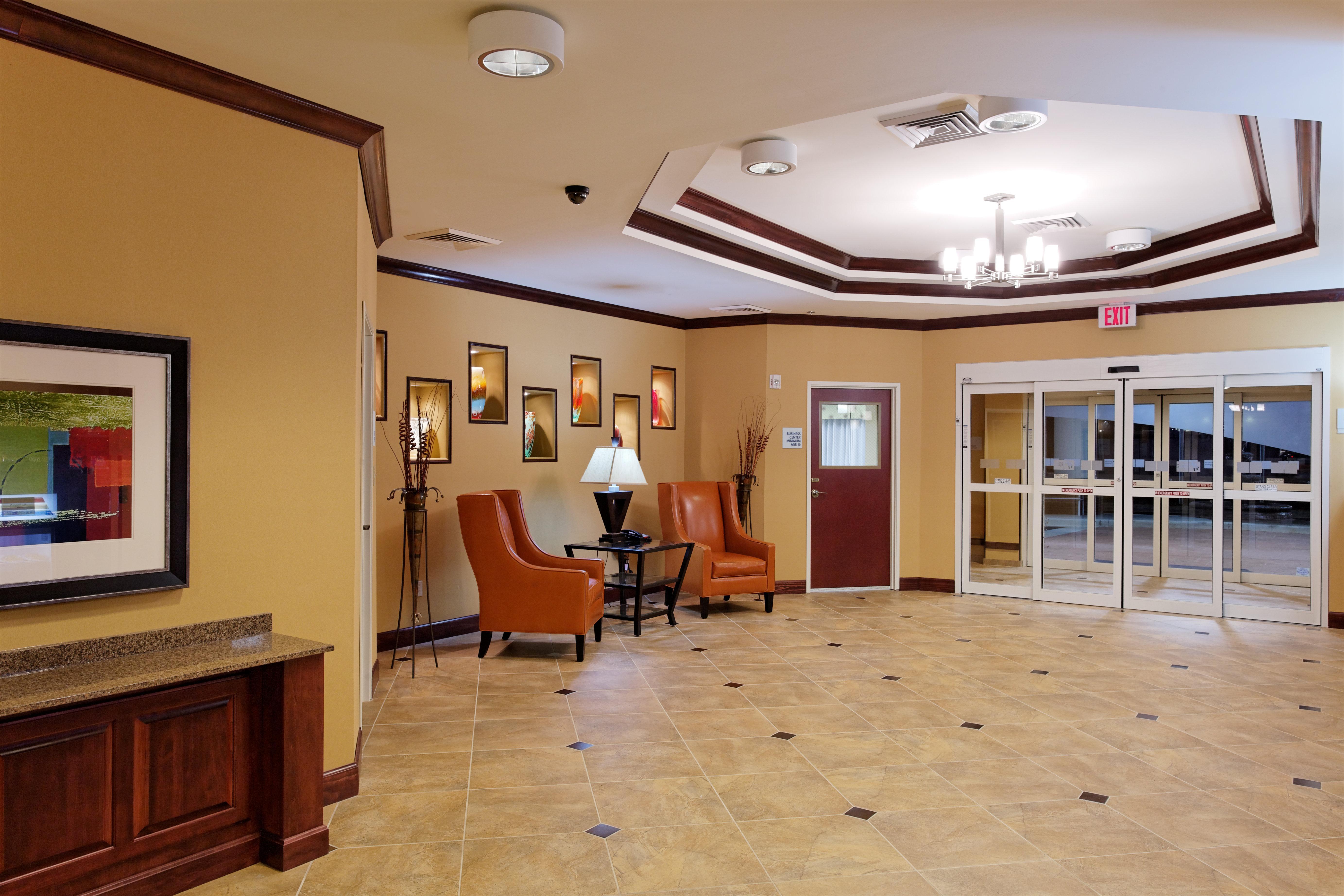 Holiday Inn Express Florence Northeast By Ihg Екстериор снимка